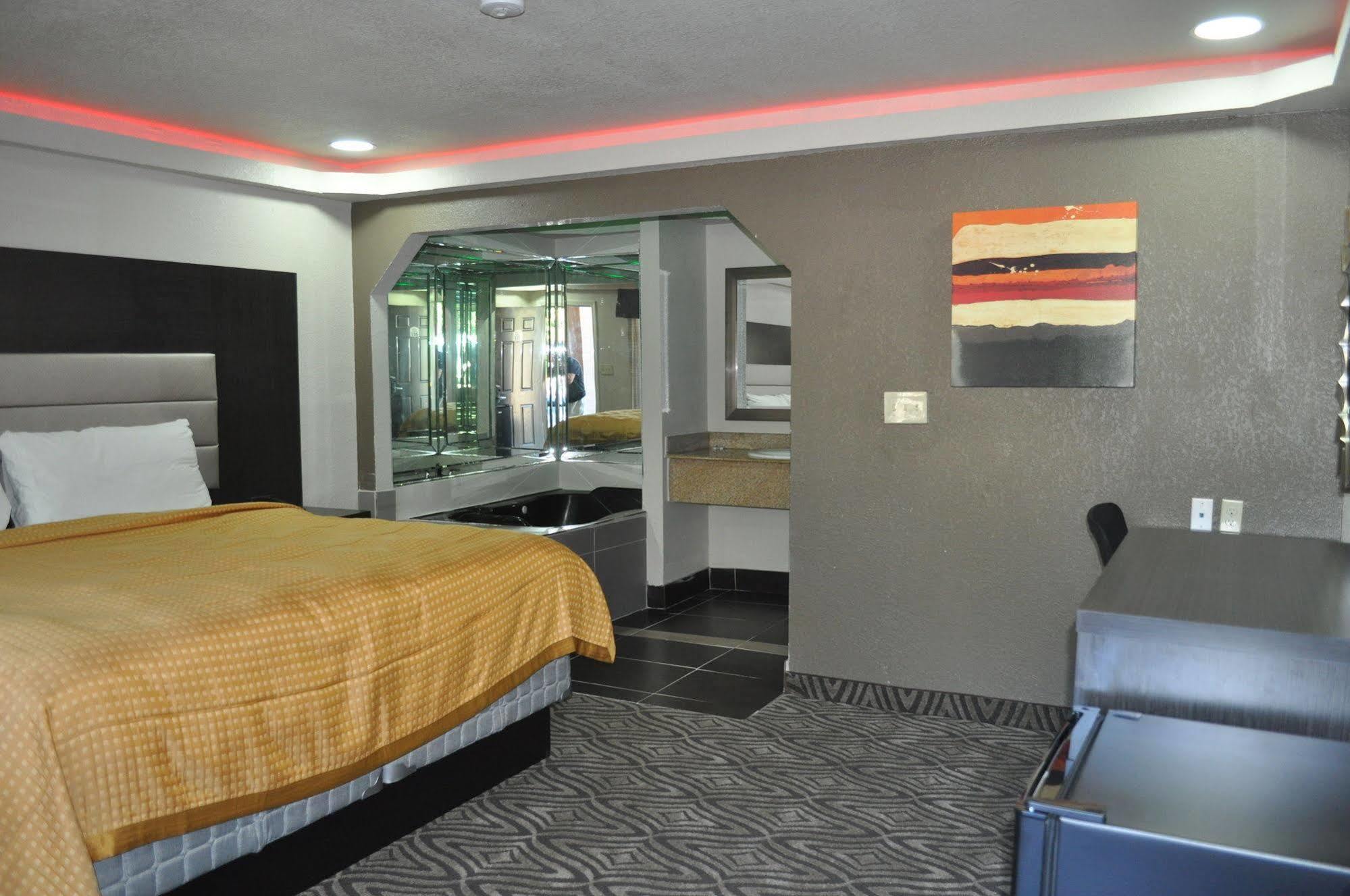 Palace Suites Dallas Eksteriør billede